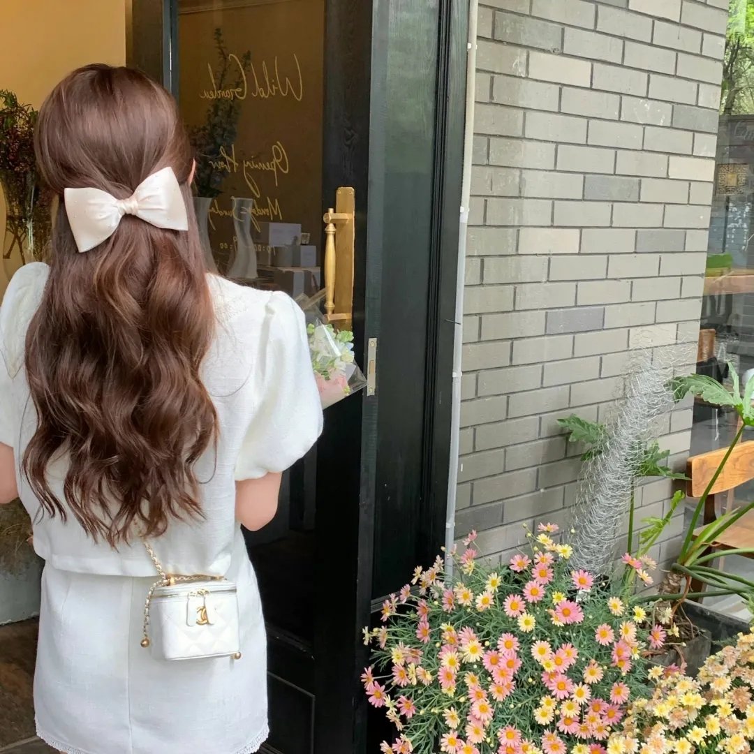 前尘燃尽不再见